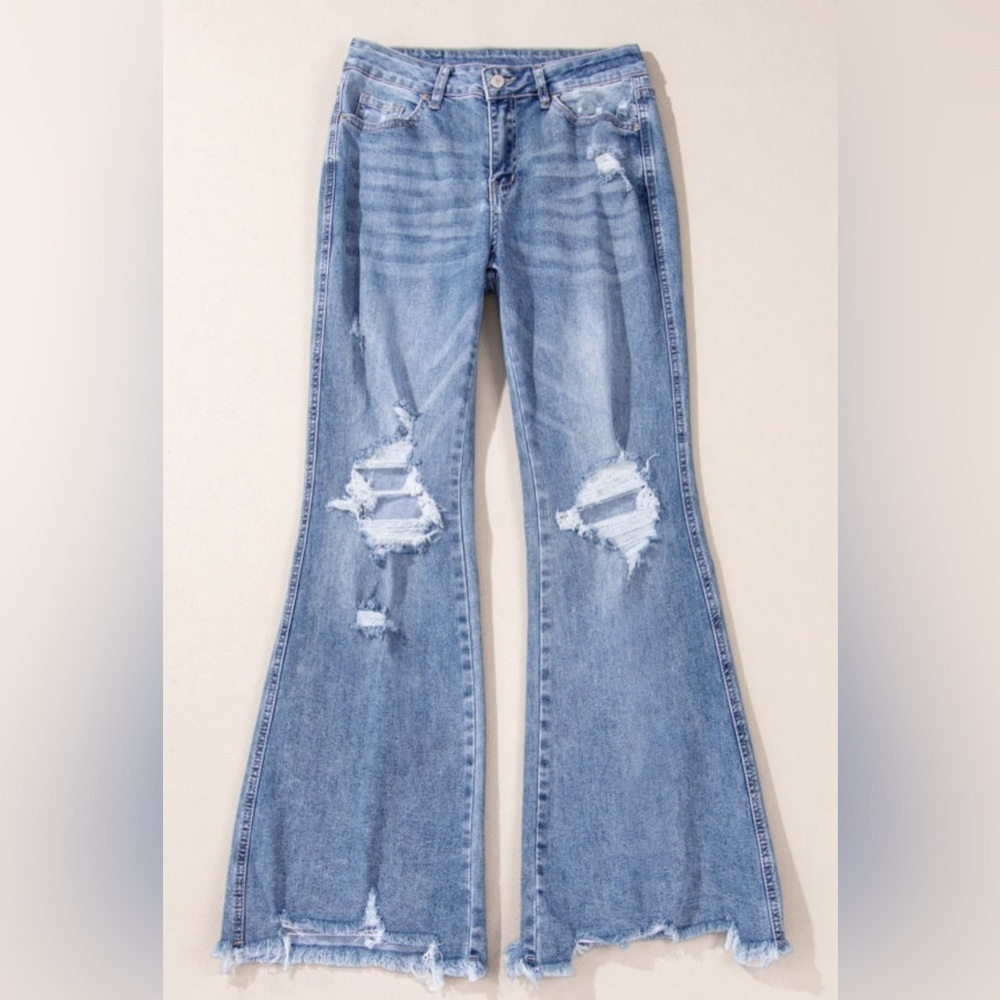Distressed Blue Jeans - Picture 4 of 12